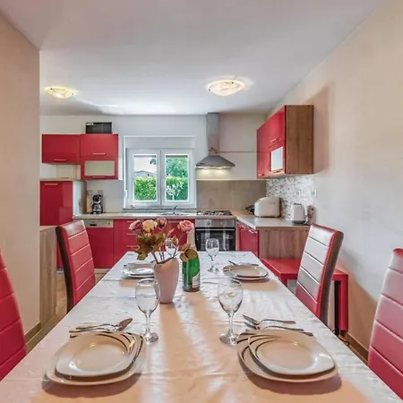 Сasa de vacaciones House In Porec/istrien 40464