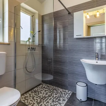 Сasa de vacaciones House In Porec/istrien 40464